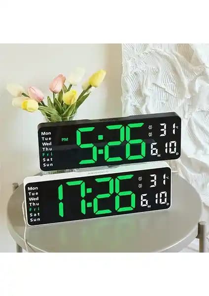 Modern Tasarımlı Büyük Dijital Duvar Saatiyle İç Mekanlara Şıklık Katın