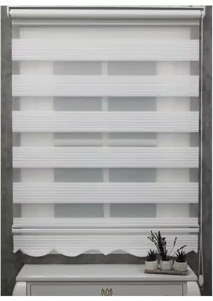 Modern Tasarımlı Geniş Plise Etekli Zebra Stor Güneşlik Perde Özellikleri ve Kullanım Avantajları