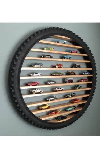 Özkedekor Tekerlek Duvar Rafı: Çocuk Odaları İçin Şık ve İşlevsel Tasarım