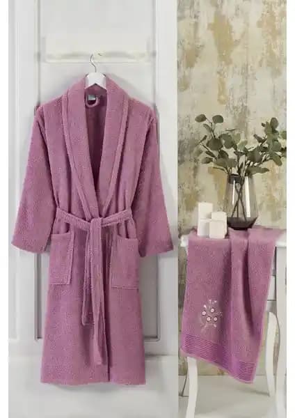 Semecca Nakışlı Havlu ve Bornoz Seti Gül Kurusu Renk Seçeneğiyle Şık ve Fonksiyonel