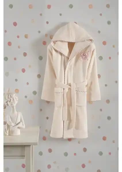 Varol Bambu Nakışlı Garson Boy Bornoz: Şık ve Fonksiyonel Doğal Malzeme Tasarımı