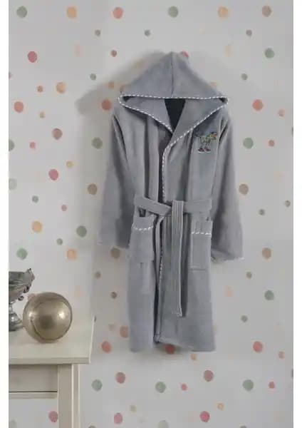 Varol Bambu Nakışlı Garson Boy Bornoz - Şıklık ve Konfor Sunan Tasarım Özellikleri