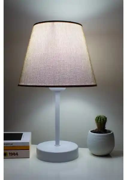 Vivido Kumbeji Beyaz Ayaklı Modern Yatak Odası Abajur ile Şık ve İşlevsel Dekorasyon