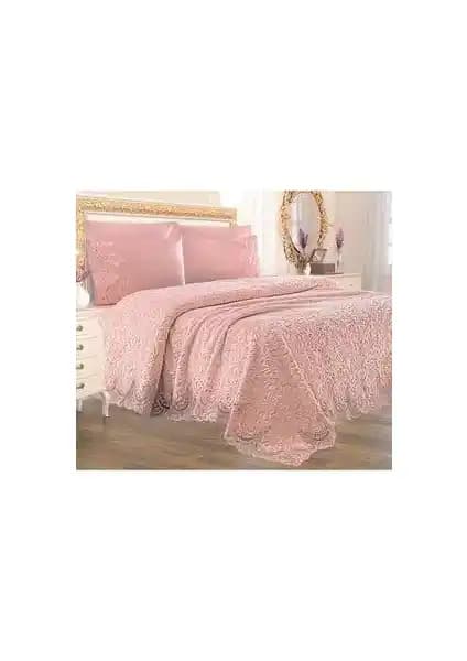 Yarençeyiz Dantelli Gelin Battaniye Seti: Şıklık ve Konforun Bir Arada Sunumu