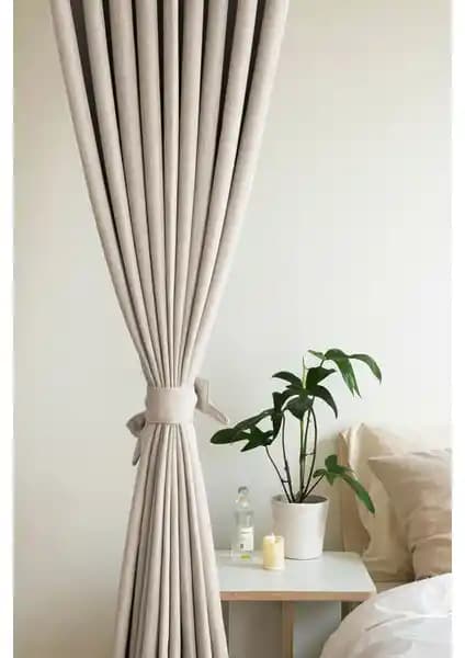 Devor Kadife Görünümlü ve Perle Home Mandalina Renkli Fon Perdeleri Karşılaştırması