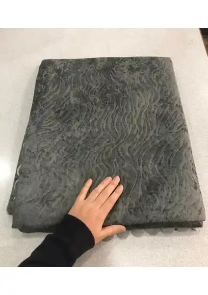 Koltuk ve Çekyat Örtüsü Karşılaştırması: Kadife ve Şönil Modellerinin Özellikleri ve Kullanıcı Yorumları