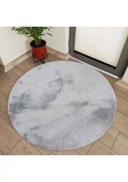 Lagom Life ve Trivago Peluş Halılar Karşılaştırması: Özellikler ve Kullanıcı Yorumları