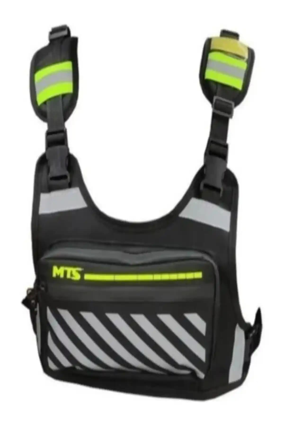 ArMotors Reflektörlü Göğüs Çantası: Güvenlik ve Konfor Sunan Dayanıklı Motosiklet Aksesuarı