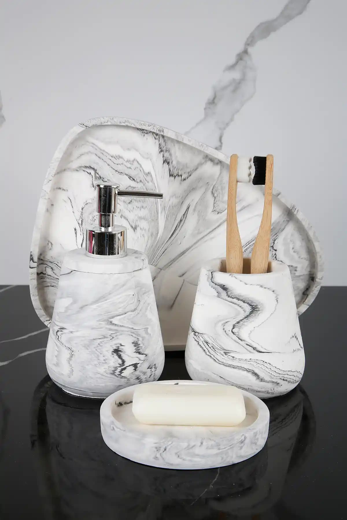 BetonMall 4 Parça Mermer Desenli Beton Banyo Seti: Modern ve Dayanıklı Tasarım Çözümü