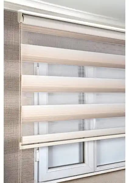 Bizden Perde Krem Renk Geçişli Degrade Zebra Perdeleri Modern ve Dayanıklı Tasarım
