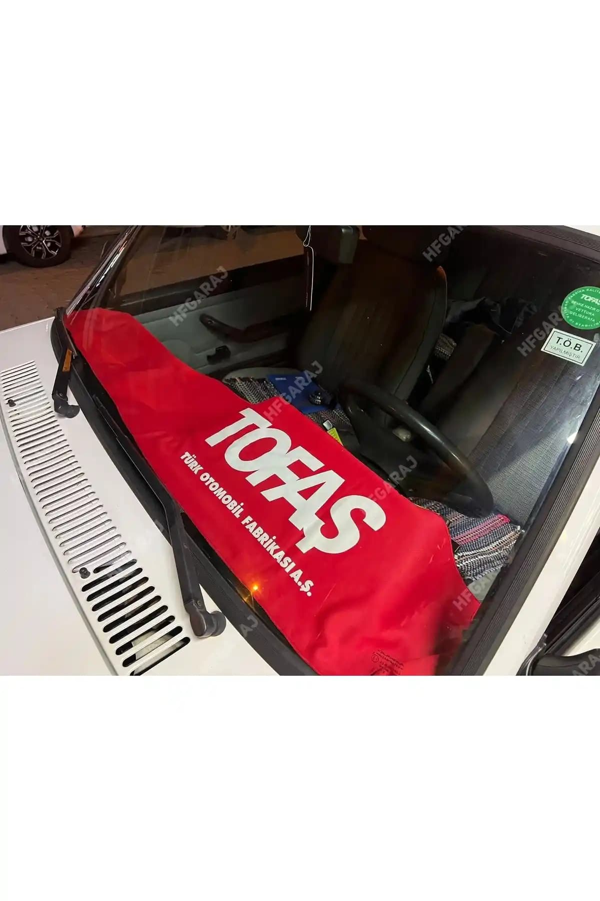 HFGARAJ Tofaş Opar Torpido Havlusu Kırmızı - Dayanıklı ve Şık Araç İçin Uygun