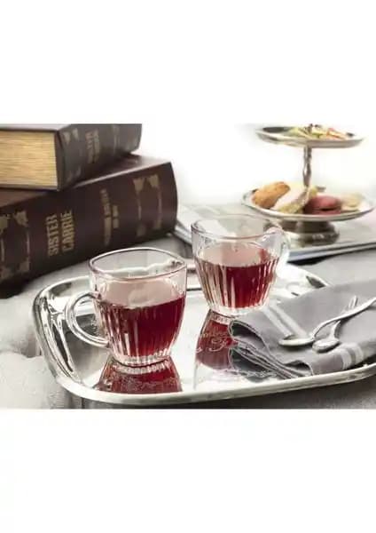 Madame Coco Cavalier 4'lü Cam Çay Fincanı Seti Şık ve Kullanışlı Tasarımıyla Öne Çıkıyor