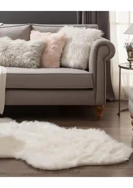 Modern ve Şık Leila Koyun Post Halı ile Ev Dekorasyonunuza Zarif Dokunuşlar