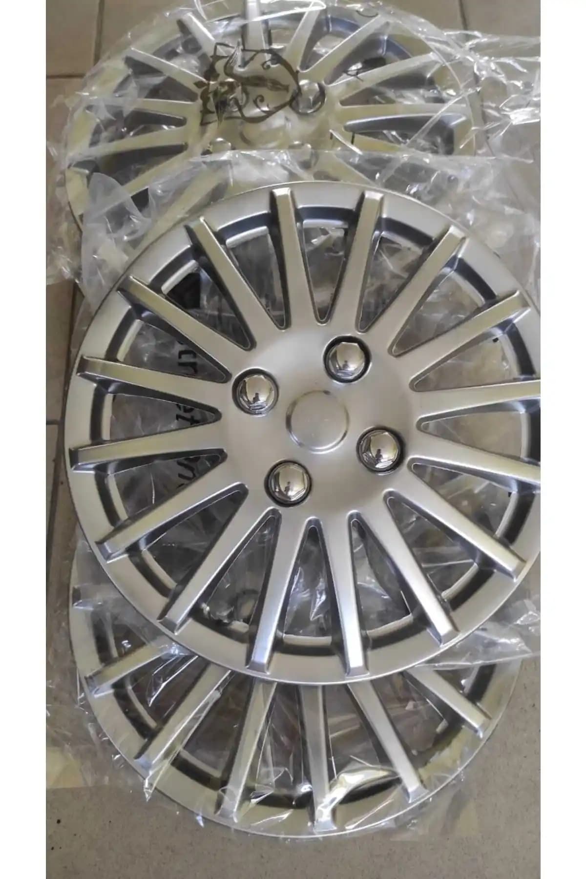 Renault 12 TS ve Diğer Modellerle Uyumlu 13 İnç Universal Jant Kapak Takımı