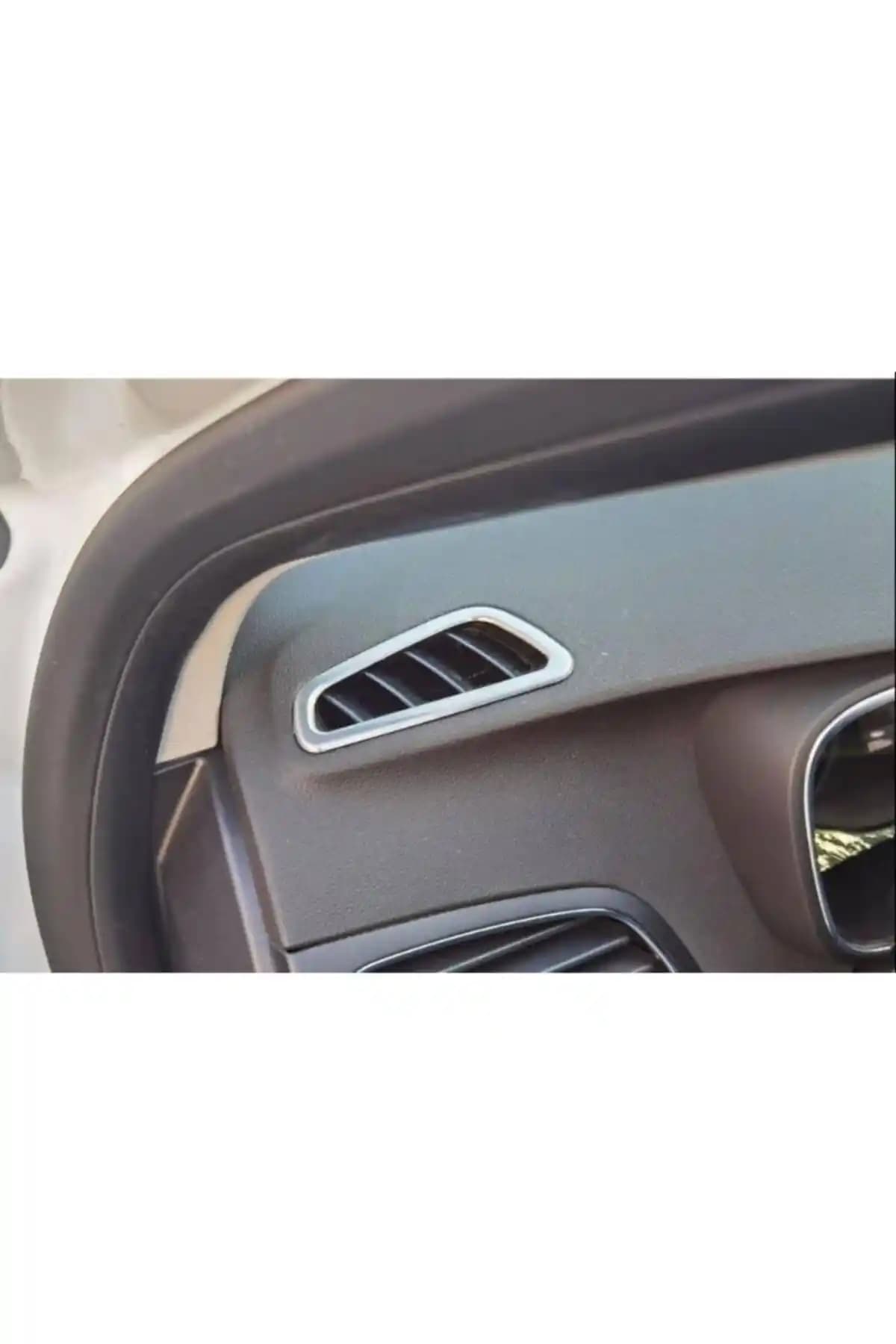 Renault Megane 4 İç Mekan Şıklığını Artıran Krom Havalandırma Çerçevesi Ürün İncelemesi