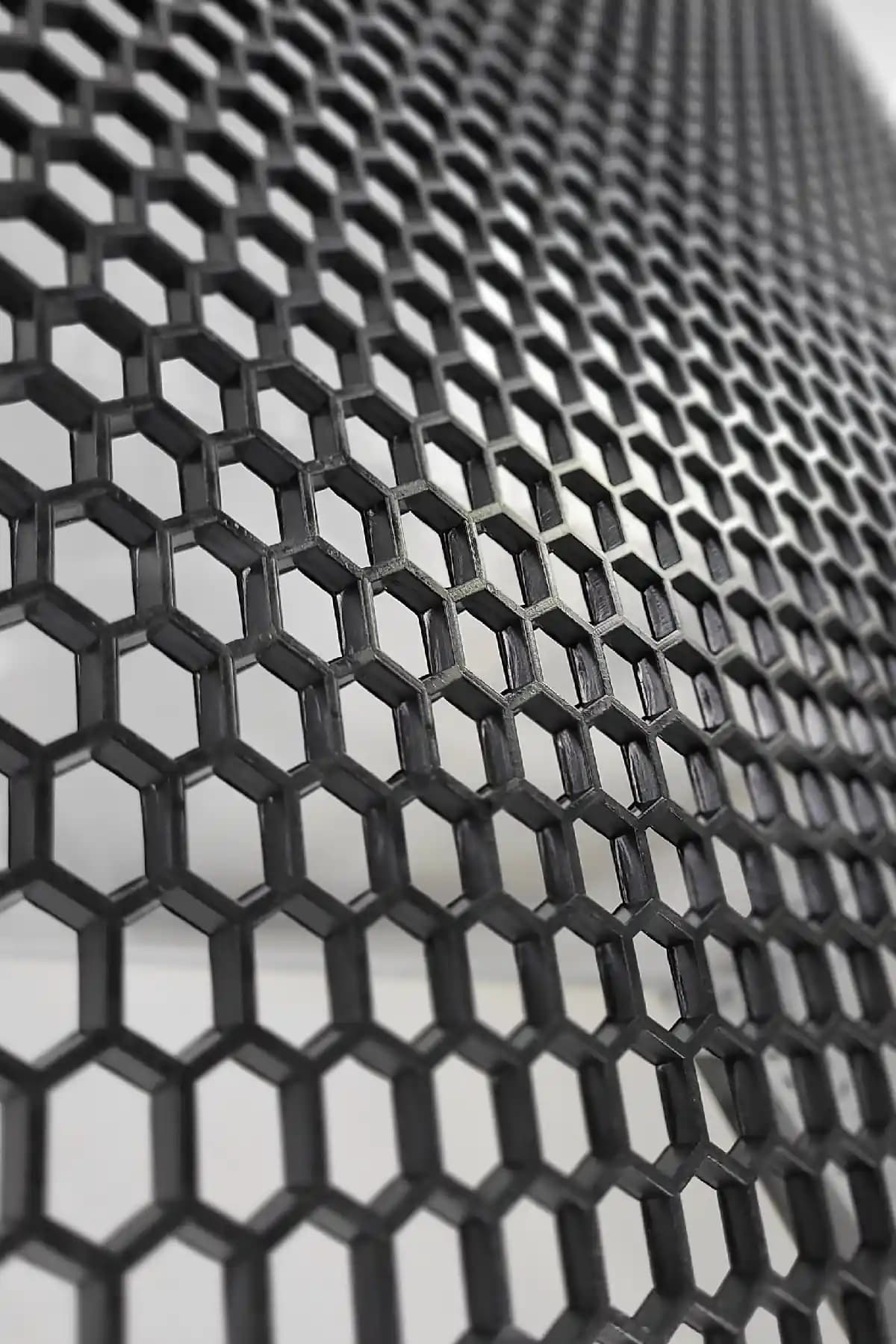 SML Dizayn Bal Peteği Tampon-panjur Izgara: Dayanıklı ve Modern Otomotiv Aksesuarı