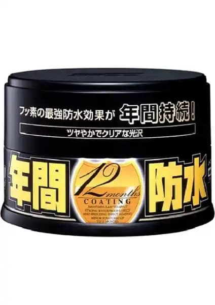 Soft99 Fusso Coat 12 Aylık Wax Koyu Renk Araçlar İçin Uzun Süreli Koruma ve Parlaklık Sağlar