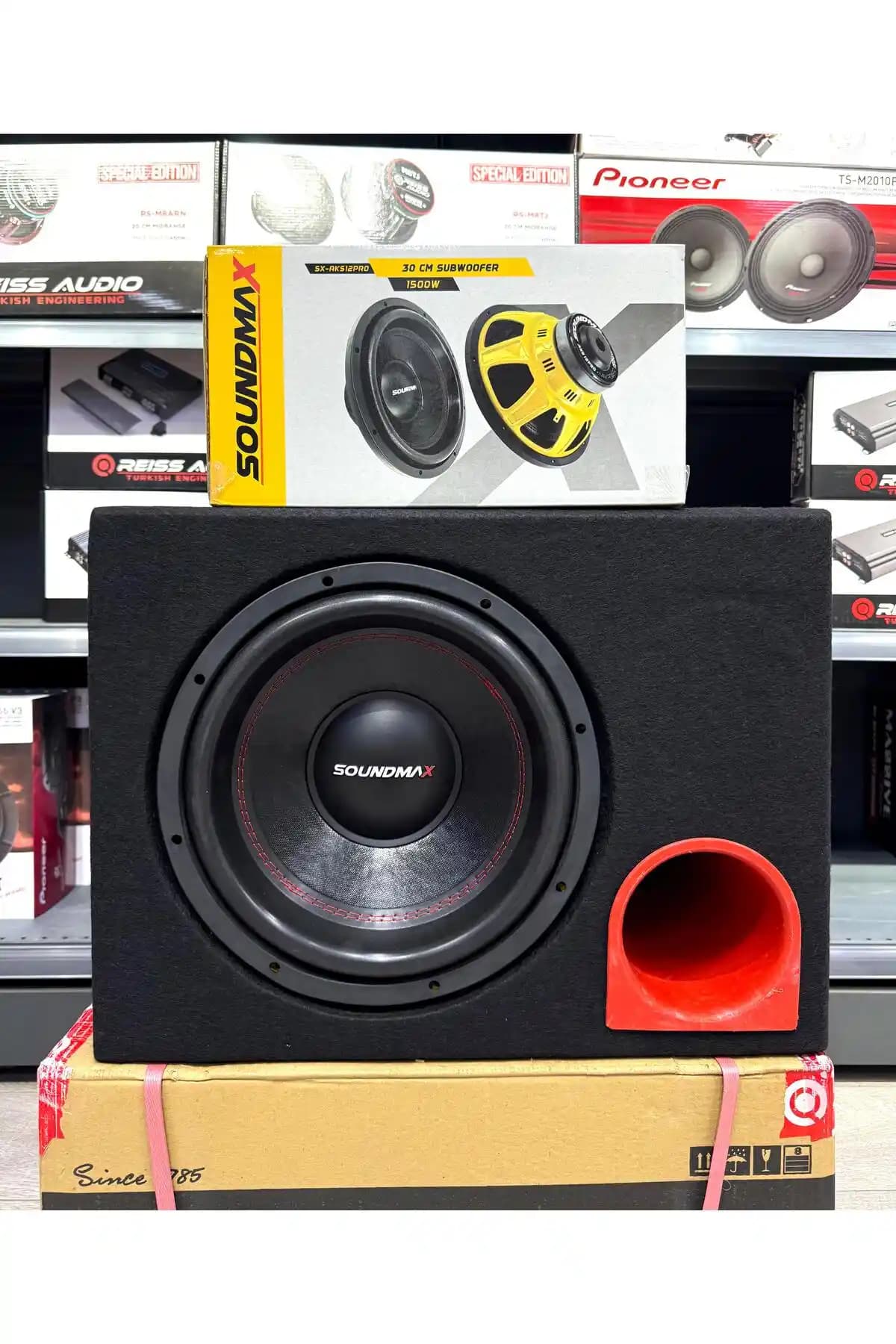 Soundmax Sx-AKS12 Pro Profesyonel Subwoofer ile Güçlü ve Net Ses Deneyimi