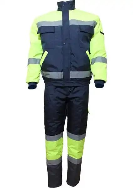 Ssm Sesam Grup Su ve Rüzgar Geçirmez Takım: Dayanıklılık ve Konfor Sunan Dış Giyim Seçeneği