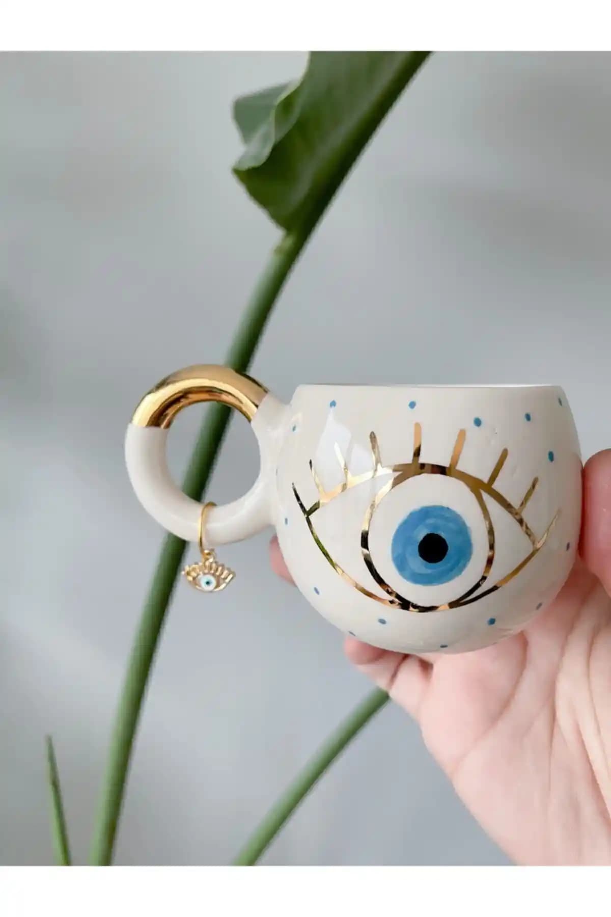 Türk Kahvesi İçin 24 K Altın Yalnızlı Göz Nazarlı Seramik Fincan Seti