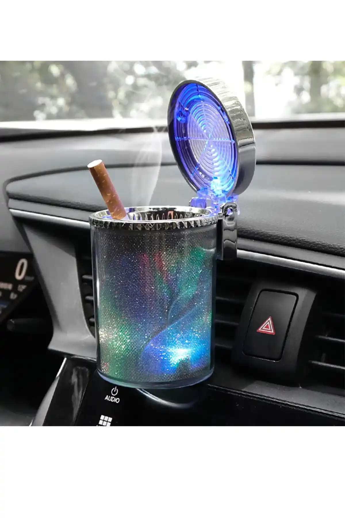 XMOD Küllük Işıklı Kapaklı Araç İçi: Estetik ve Fonksiyonel Modern Araç Aksesuarı