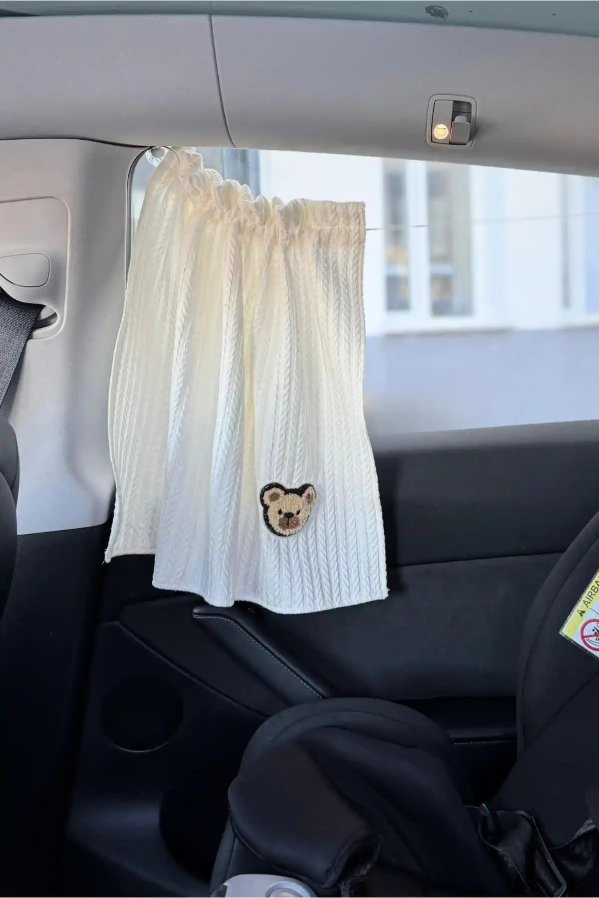 YHH Kids SunGuard Ayarlanabilir Vakumlu Araç Güneşlik Perdesi Güvenlik ve Konfor Artırıcı Çözüm