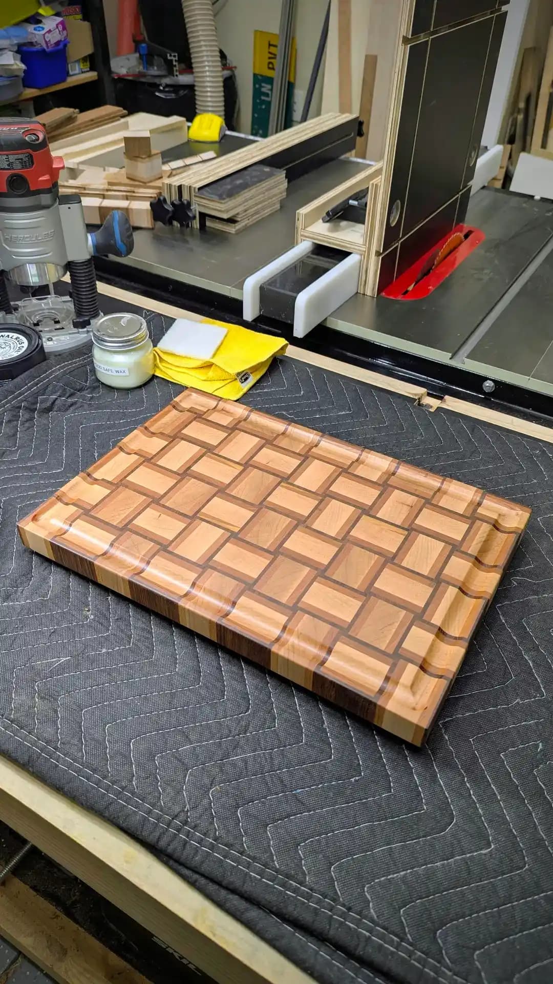 Ahşap Kesme Tahtası Yapımında Basket Weave Deseni ve İşçilik Teknikleri