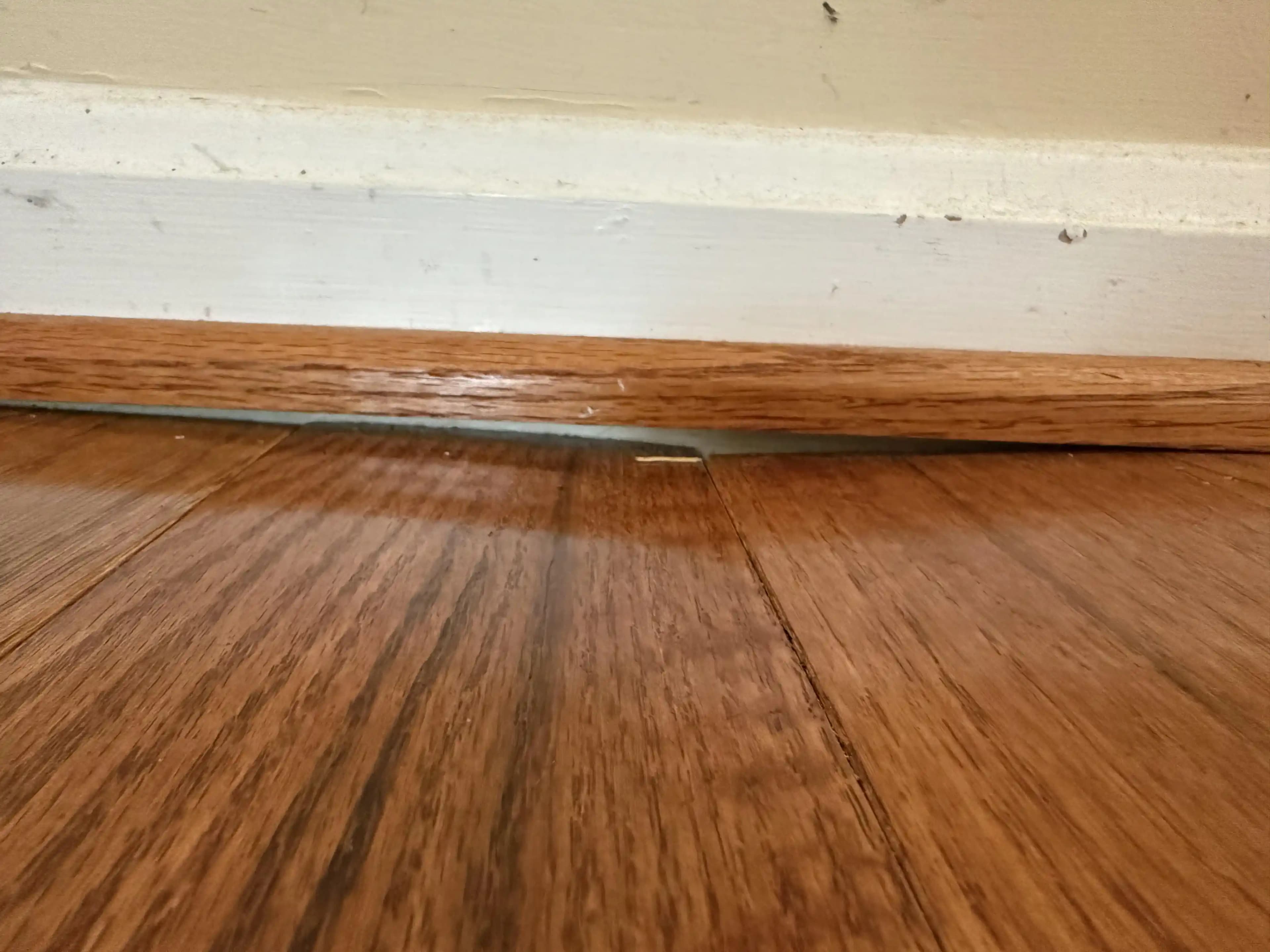 Ahşap Zeminde Alttaki Döşeme Çökmesi ve Boşluk Sorunlarının Yapısal Analizi ve Çözüm Yöntemleri