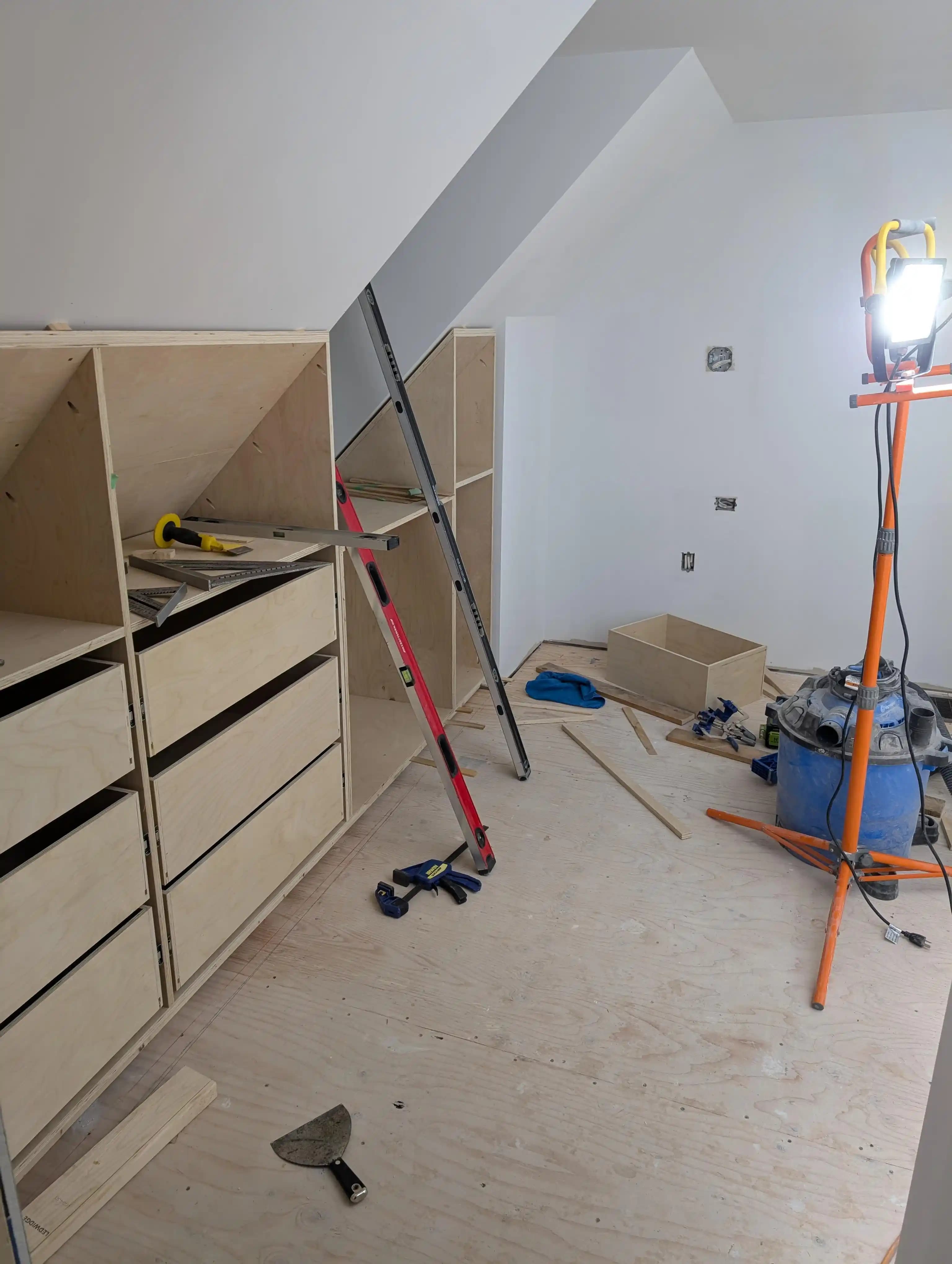 Baltik Huş Kapaklı Çekmeceler İçin Uygun Yüzey İşlem Yöntemleri ve Uygulama İpuçları