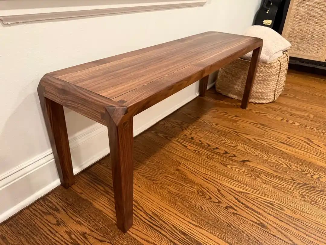 Triple-Castle Eklemli Ceviz Kahve Masası Tasarımı ve Uygulama Süreci