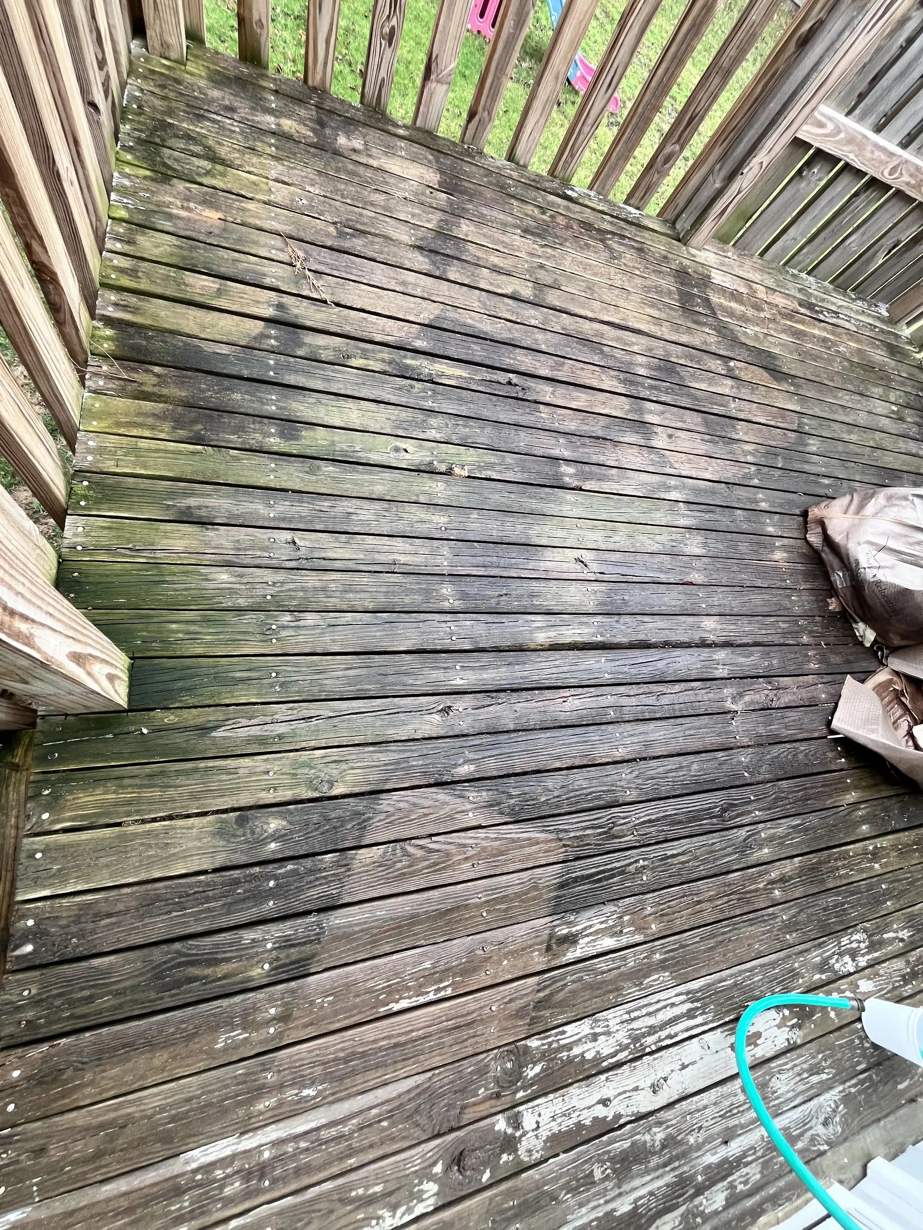 Ahşap Dış Mekan Zeminlerinin Temizliği ve Bakımı: Değişim ve Koruma Yöntemleri