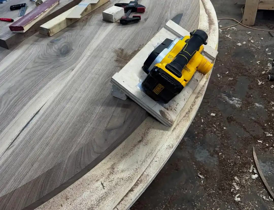 Chamfer Champ 1000: Elektrikli Rende ile Derin ve Geniş Açılı Ahşap Çapraz Kesim Aparatı