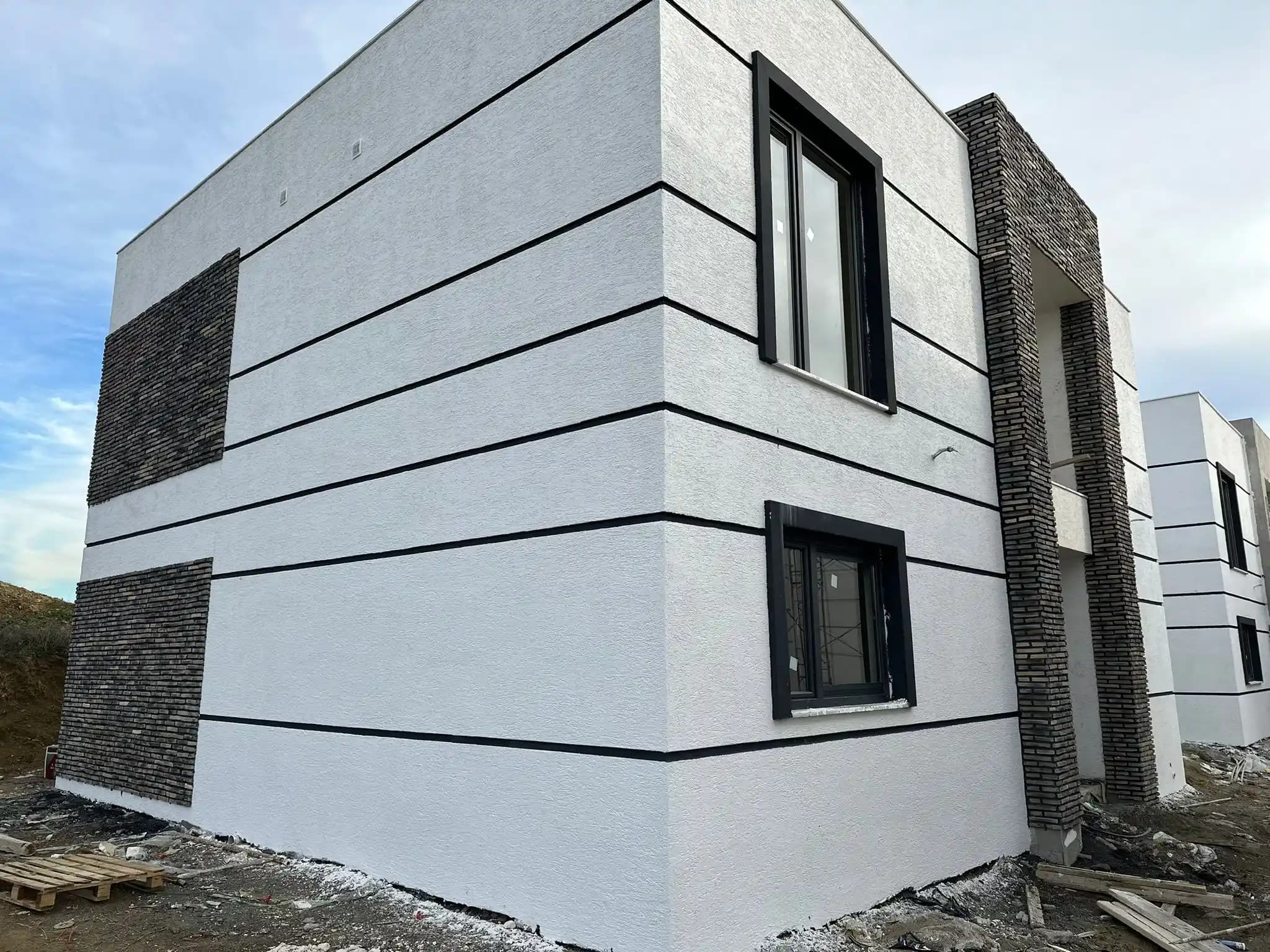 Dış Cephede Tyvek Kullanımının Tarihçesi, Fonksiyonları ve Yapısal Önemi