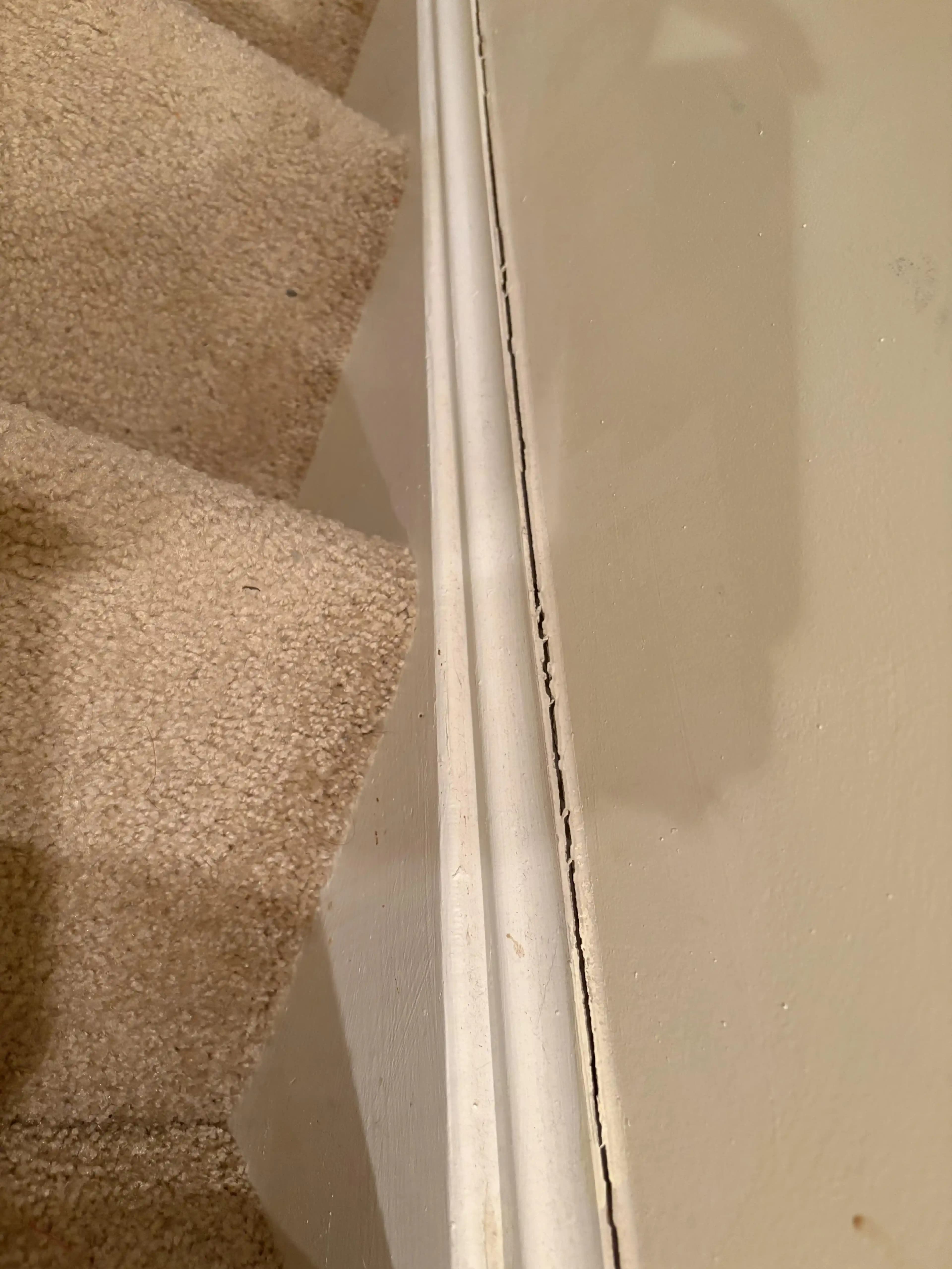 Merdivenlerde Çatlakların Nedenleri ve Etkili Onarım Yöntemleri Nelerdir