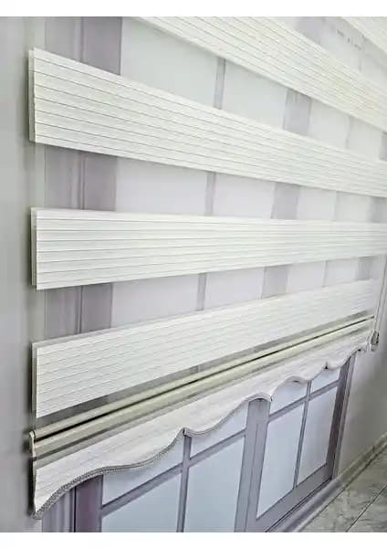 BBB Pliseli Zebra Perde Ekru ve Givayo Stor Pliseli Beyaz Perde Karşılaştırması