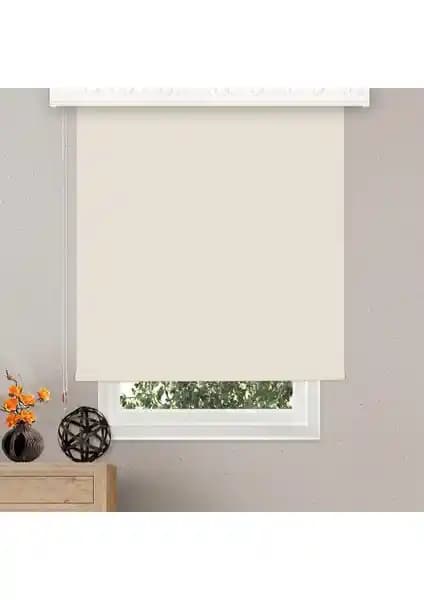 Brillant 9658 Stor Perde ve Demor Home Siyah Blackout Perde Karşılaştırması