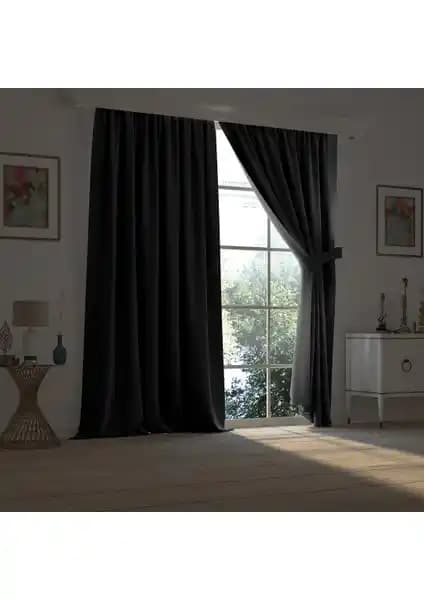Demor Home Siyah Blackout Perde ve Venassa Blackout Stor Perde Karşılaştırması
