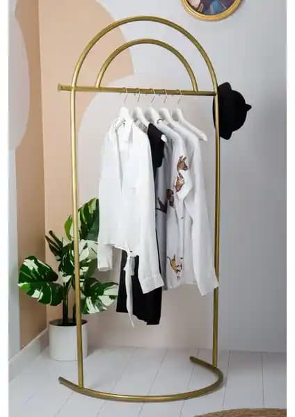 Fec Reklam Hermes ve Medusa Metal Askılık Karşılaştırması: Tasarım, Dayanıklılık ve Kullanım Özellikleri