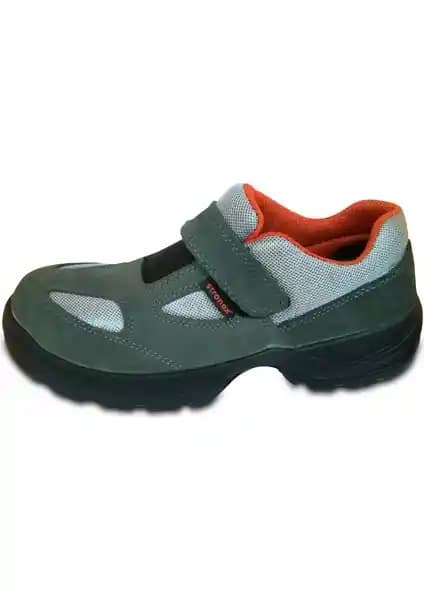 İki Popüler İş Ayakkabısı Modelinin Güvenlik ve Konfor Özellikleri Karşılaştırması