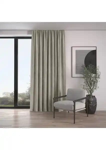 Kadife Görünümlü ve Yüksek Kalite Büzgülü Fon Perdelerinin Karşılaştırması