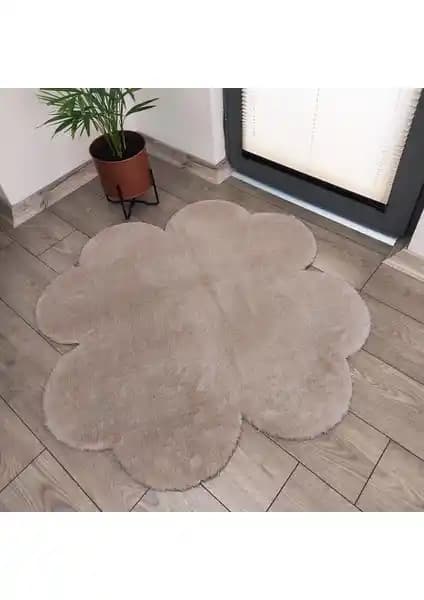 Lagom Life ve Valery Home Peluş Halı Karşılaştırması: Tasarım ve Kullanım Özellikleri