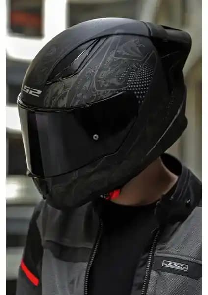 LS2 Rapid 2 Race Crypt ve LS2 Rapid Crypt Siyah Fullface Kask Karşılaştırması