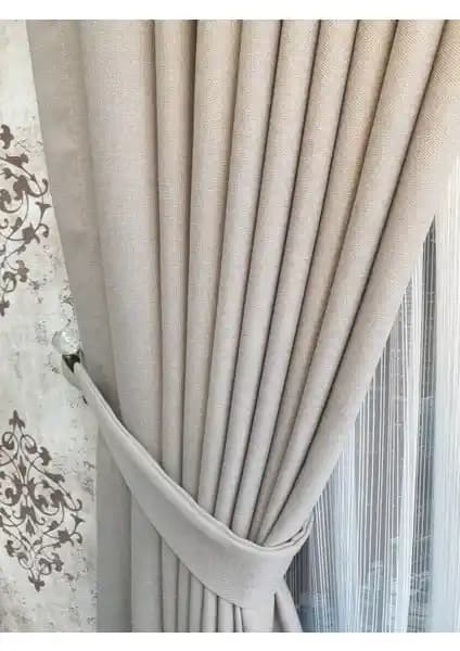 Lüks House Perde Modelleri Karşılaştırması Bej ve Koyu Gri Blackout Perde Seçenekleri