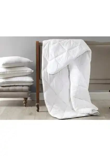 Madame Coco Elicia ve Fayence Çift Kişilik Yorgan Karşılaştırması ve Özellikleri