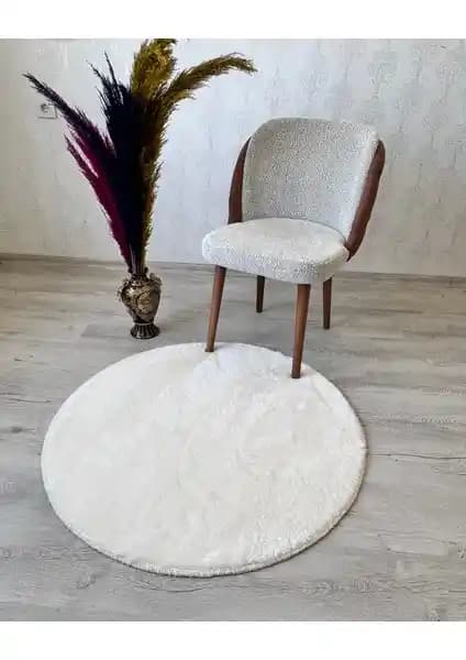 Trivago ve Venucci Home & Living Halı Karşılaştırması: Özellikler ve Kullanıcı Yorumları