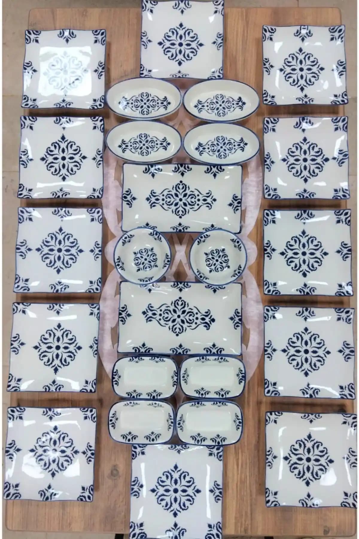 Yiğit Seramik Isırgan Model 24 Parça 12 Kişilik Modern Kahvaltı Takımı