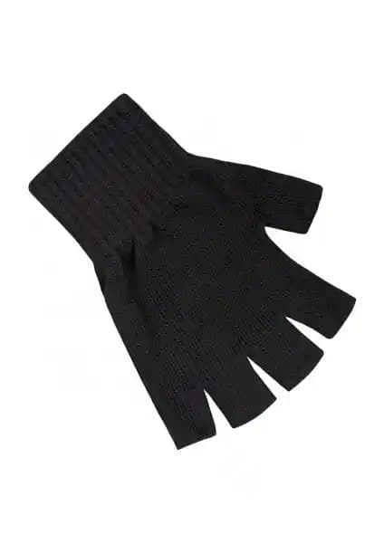 Dolphin Yarım Eldiven: Sıcaklık ve Konfor Sunan Ekonomik Kış Eldiveni