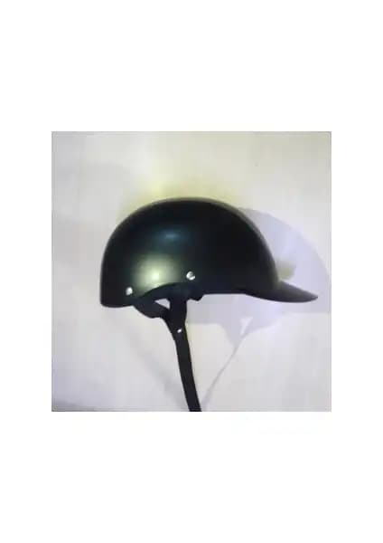 Karaman Ticaret Jokey Kask Mat Siyah Güvenli ve Şık Spor Başlığı Ürün Özellikleri