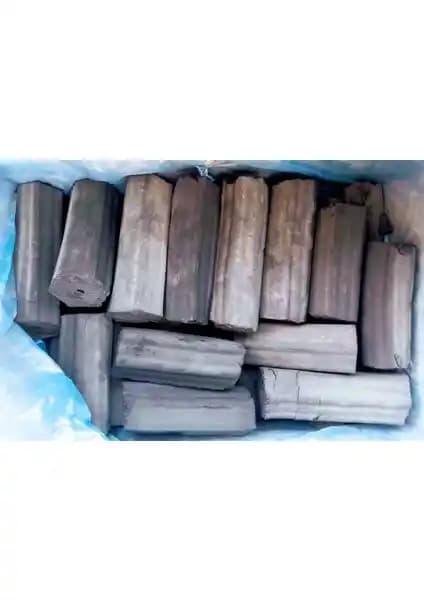 Kostaklı Briket Mangal Kömürü: Doğal ve Uzun Süreli Yanma Sağlayan Güvenilir Seçenek