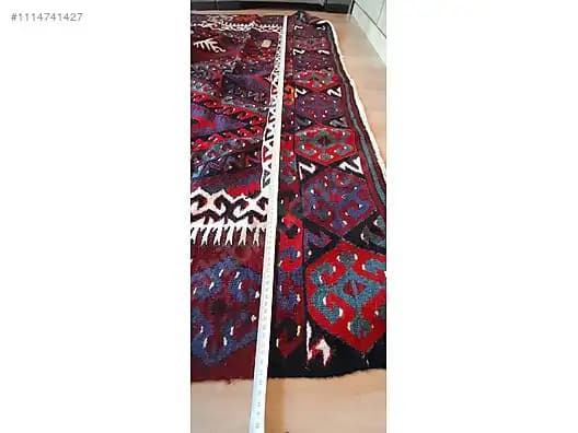 70 Yıllık El Dokuma Kilimlerin Fiyatları ve Dekorasyondaki Önemi